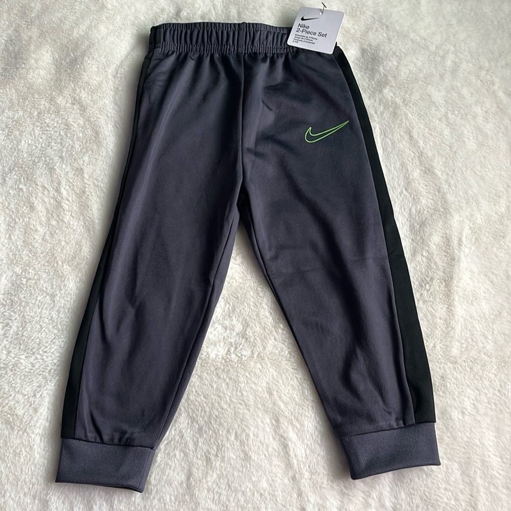 New Nike Joggers